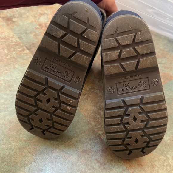 Stride Rite Gecko Boots - Picture 3 of 3